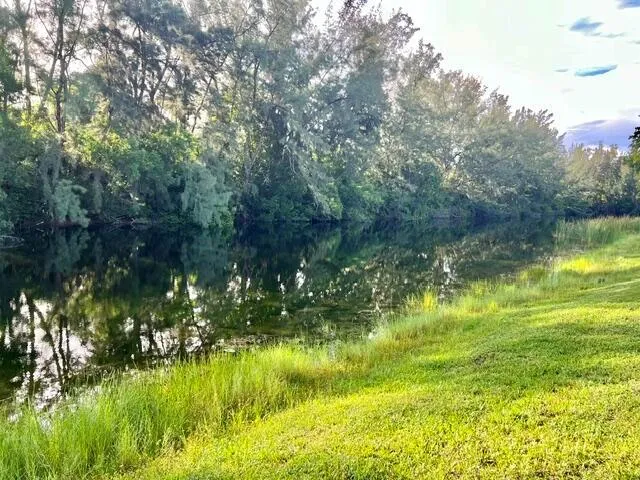 120 Lake Meryl Drive #220 West Palm Beach, FL 33411