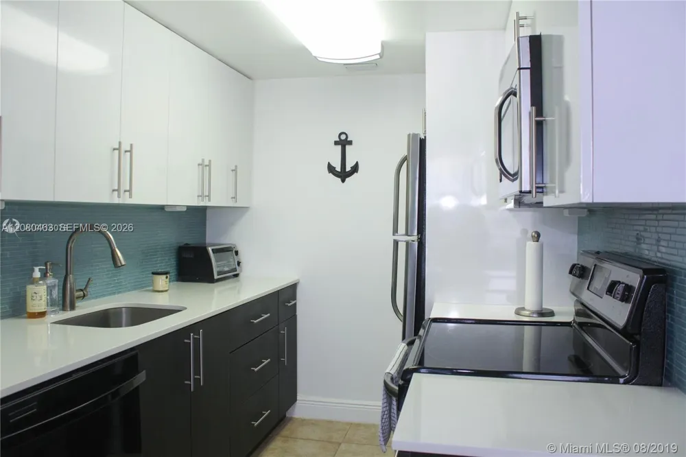 2350 NE 135th St #507 North Miami, FL 33181