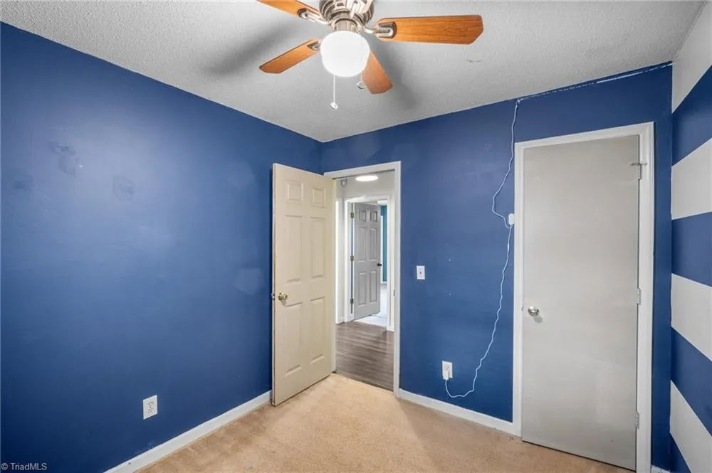 609 Forest Brook Drive Greensboro, NC 27406