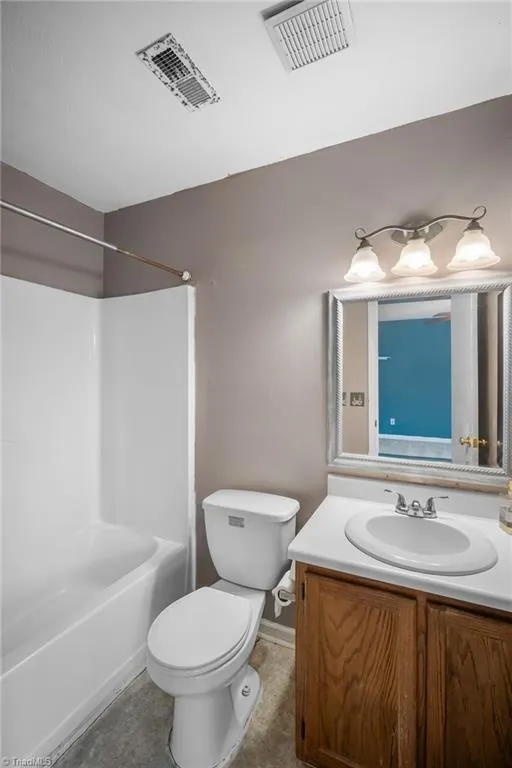 609 Forest Brook Drive Greensboro, NC 27406