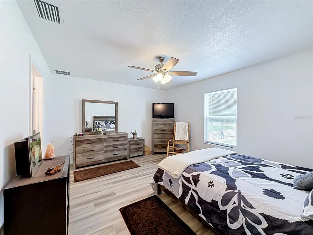 5870 SE 171ST COURT Ocklawaha, FL 32179