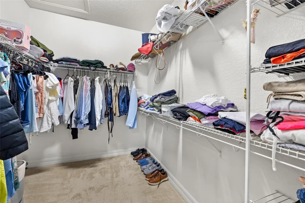 10155 EAGLE CREEK CENTER BOULEVARD Orlando, FL 32832