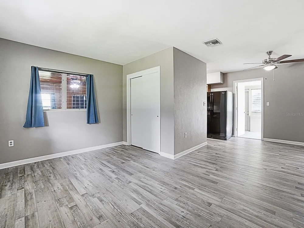 2014 HELMS AVENUE Leesburg, FL 34748
