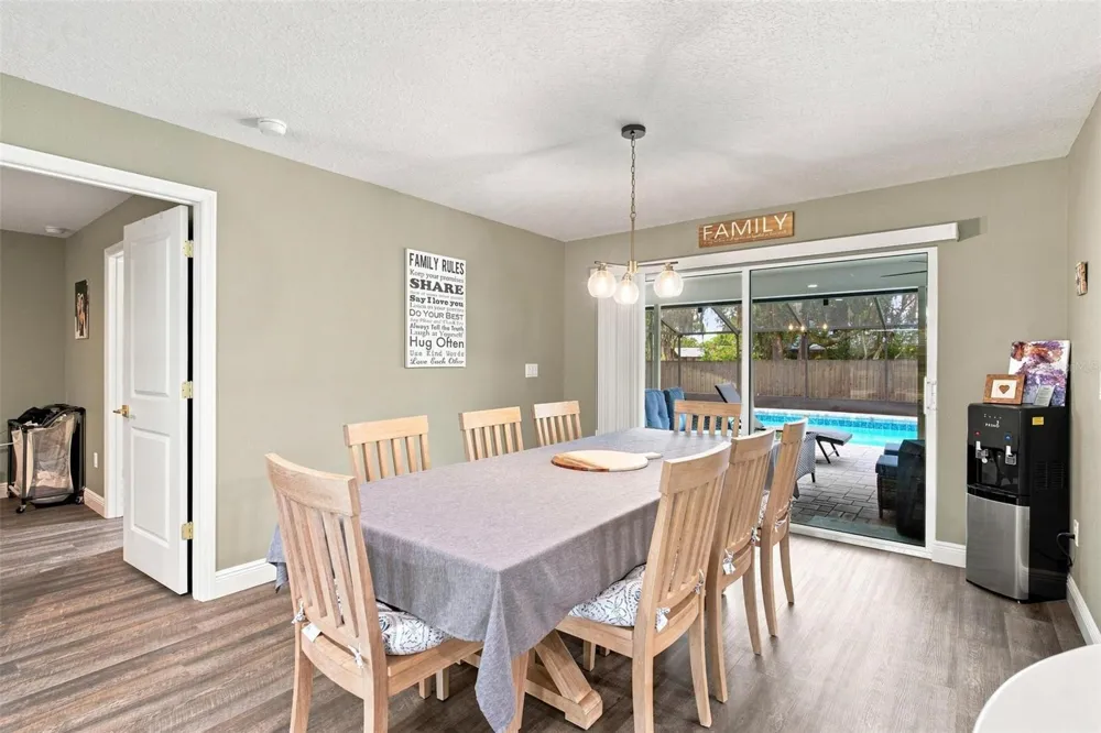 5240 ROYAL OAK DRIVE Fruitland Park, FL 34731