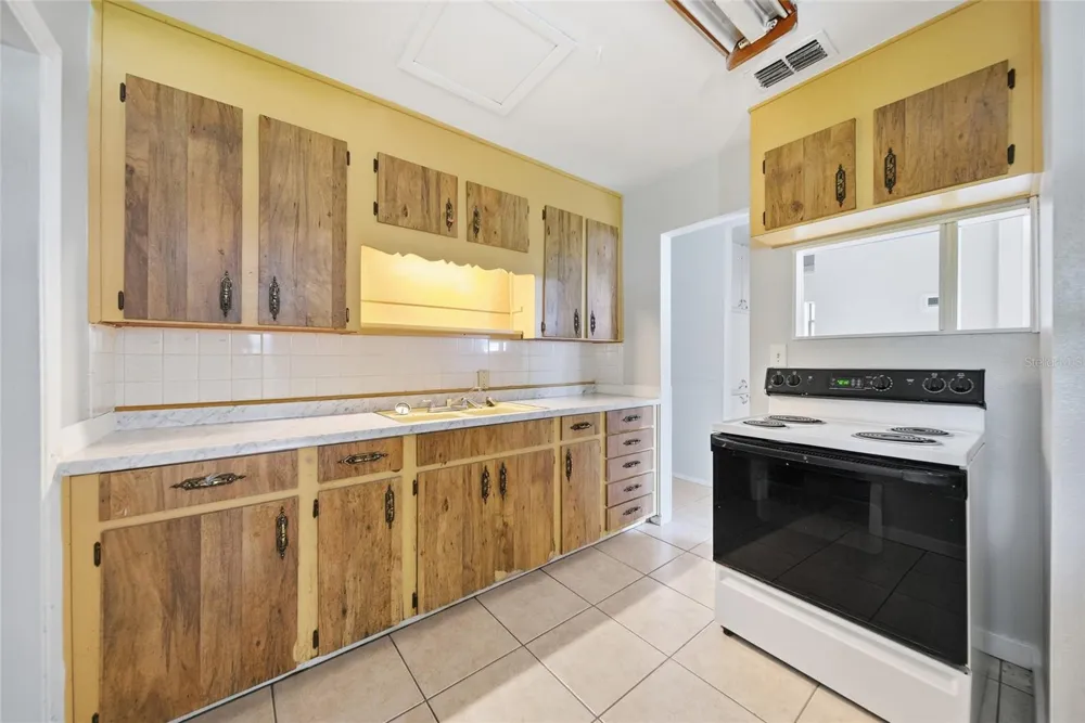 1550 36TH STREET NW Winter Haven, FL 33881