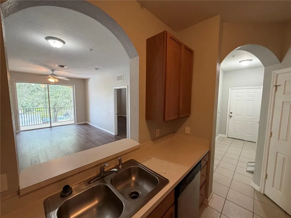6434 CAVA ALTA DRIVE #206 Orlando, FL 32835