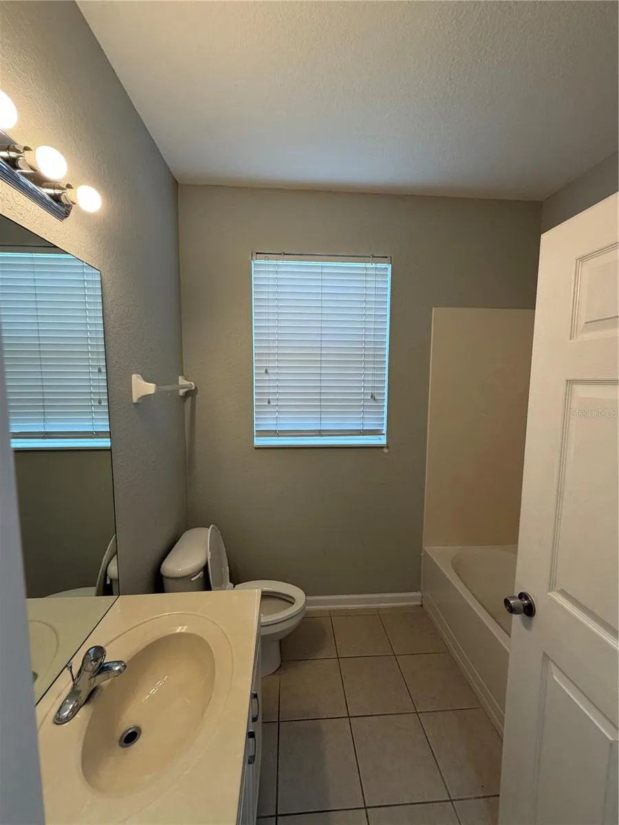 6434 CAVA ALTA DRIVE #206 Orlando, FL 32835