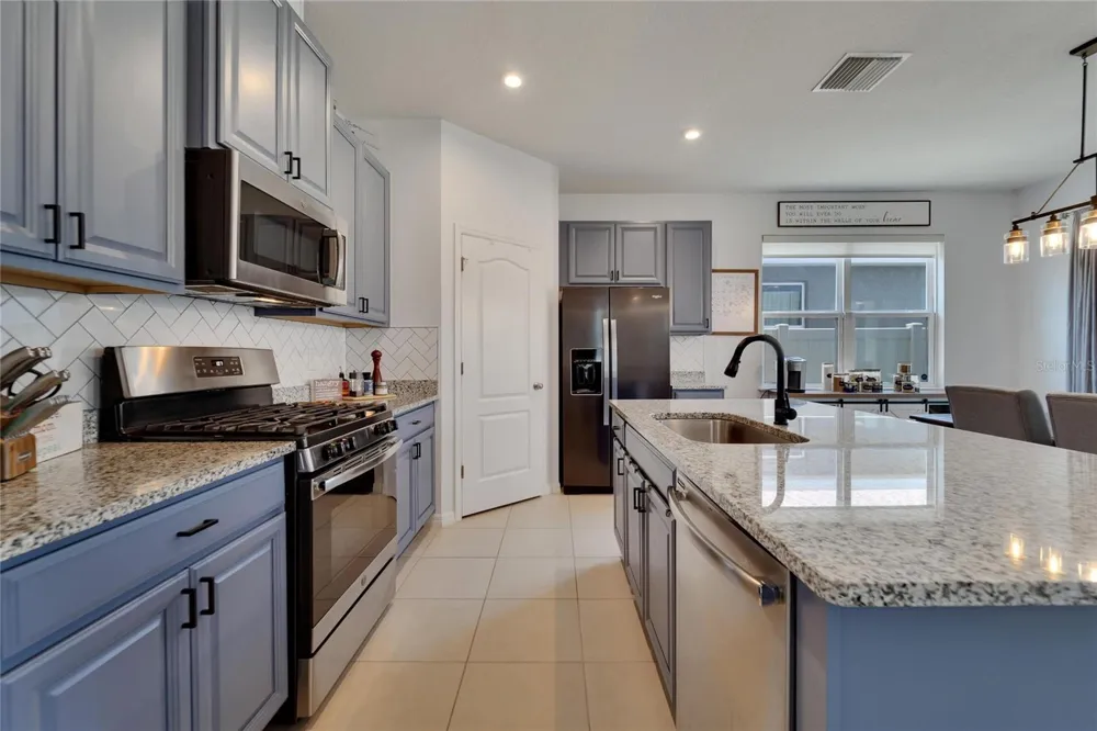12227 BLUE PACIFIC DRIVE Riverview, FL 33579