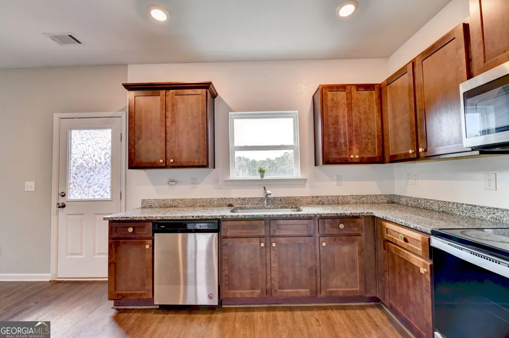 784 Fitzroy DR Athens, GA 30606