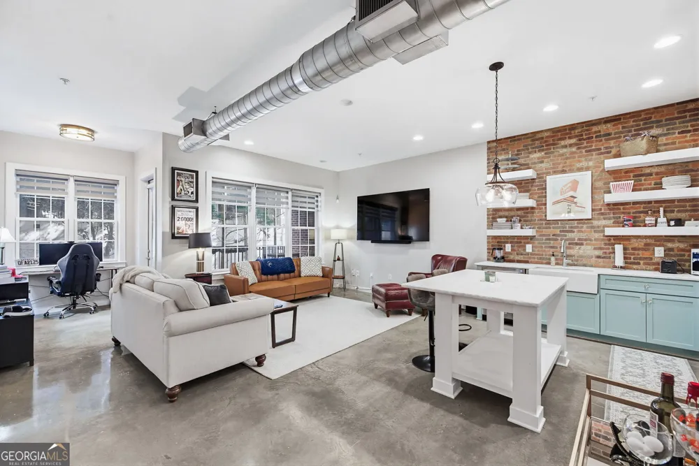 680 Greenwood AVE NE Atlanta, GA 30306