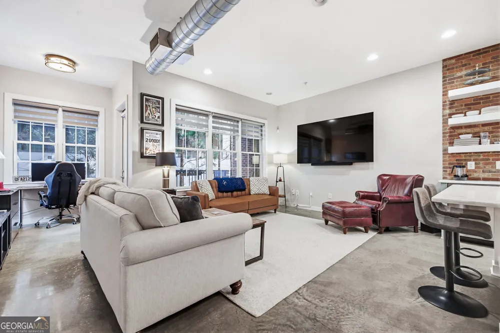 680 Greenwood AVE NE Atlanta, GA 30306