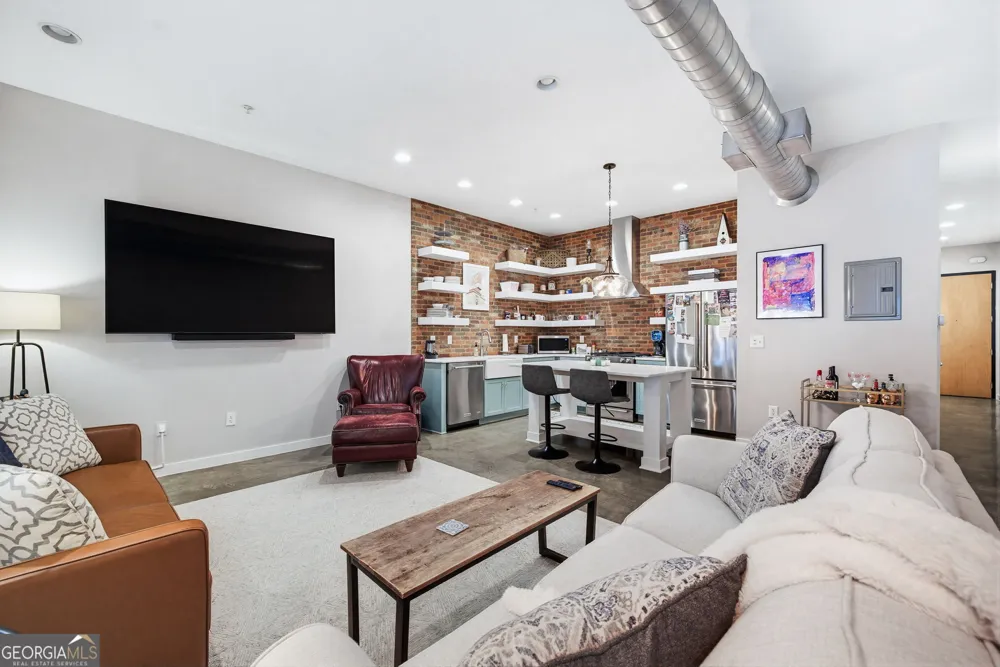 680 Greenwood AVE NE Atlanta, GA 30306