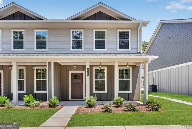 245 Maddux ST Fayetteville, GA 30214