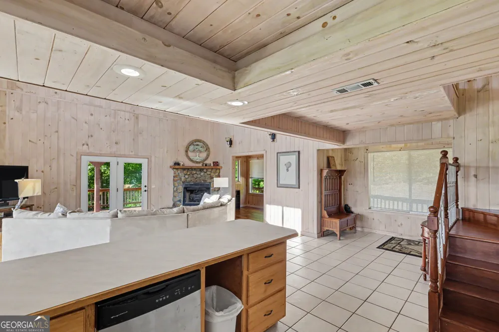 1387 Valley ST Clayton, GA 30525