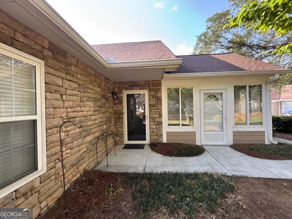 1923 Kolb Farm CIR SW Marietta, GA 30008