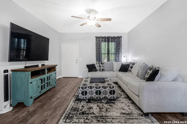 5155 MORNING GRAZE St Hedwig, TX 78152