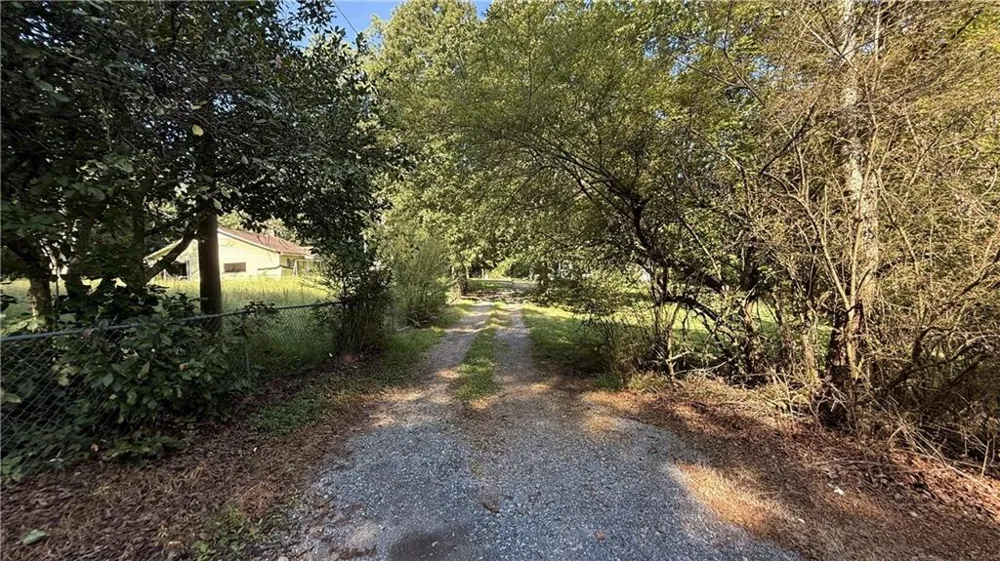 80 John ingram rd Silver Creek, GA 30173