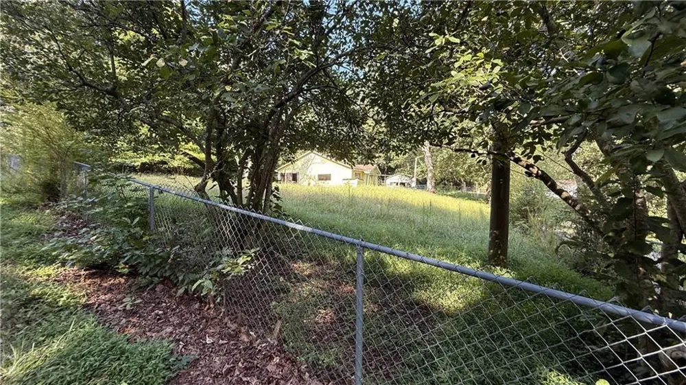 80 John ingram rd Silver Creek, GA 30173