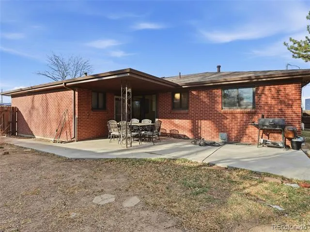 3206 Vaughn Street Aurora, CO 80011