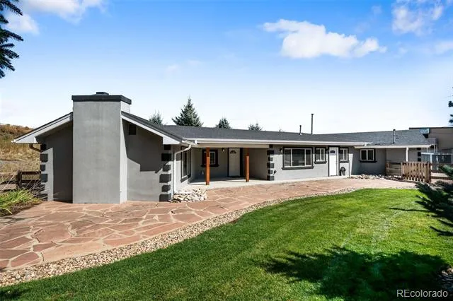 425 Pike Street Golden, CO 80401