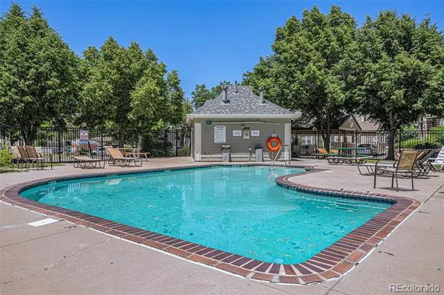 4085 S Crystal Circle #101 Aurora, CO 80014