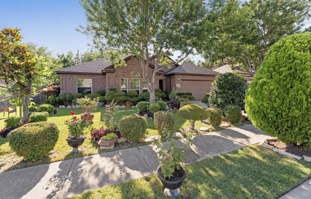 1025 Pearson Street Irving, TX 75061