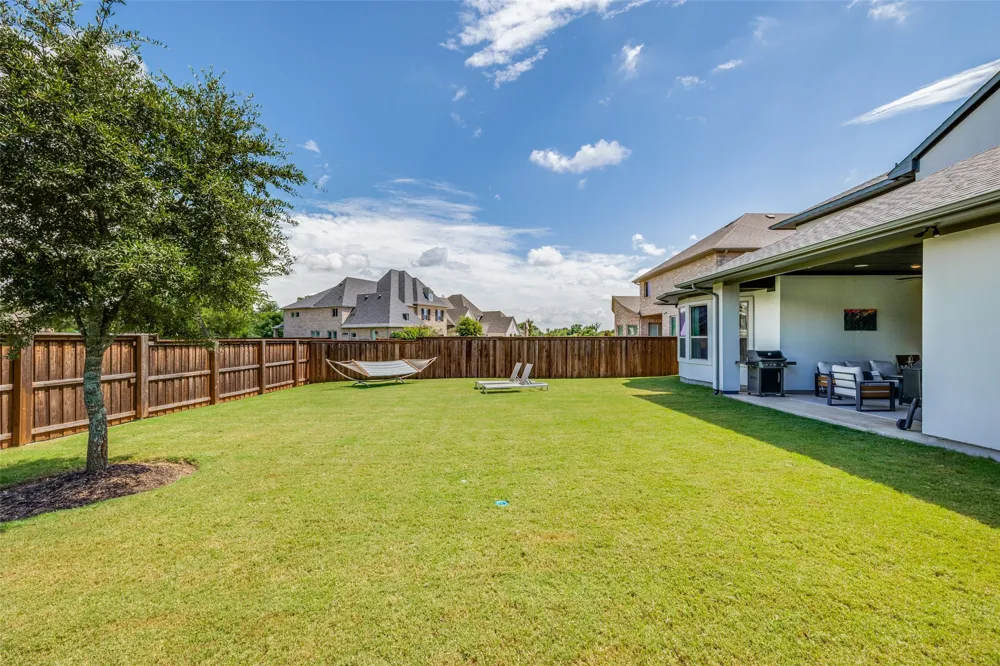 943 Marie Drive Allen, TX 75013