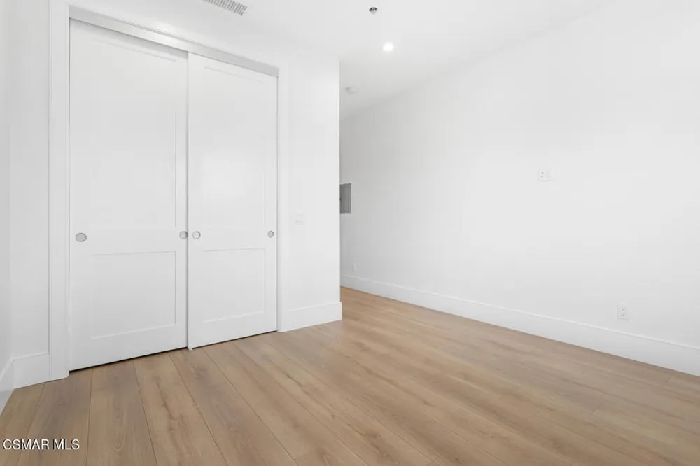 315 Toyon Court Thousand Oaks, CA 91362