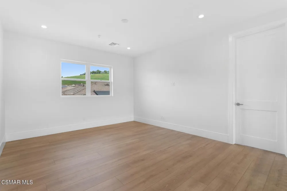 315 Toyon Court Thousand Oaks, CA 91362