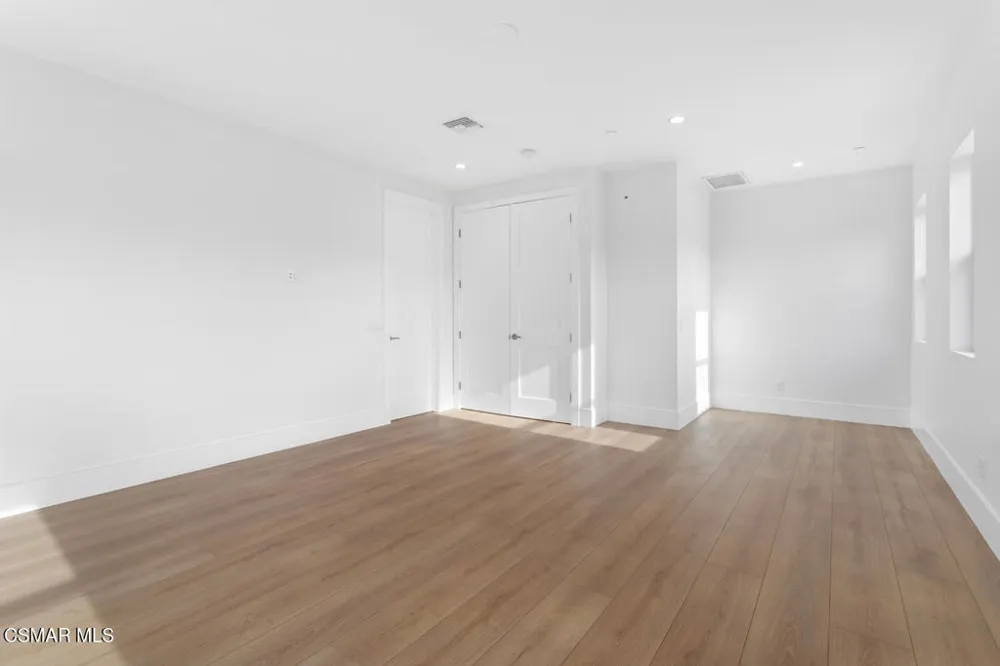 315 Toyon Court Thousand Oaks, CA 91362