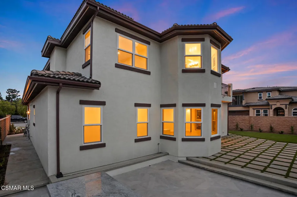 315 Toyon Court Thousand Oaks, CA 91362