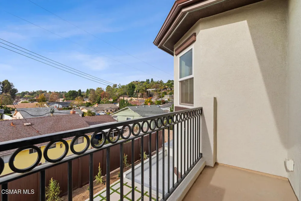 315 Toyon Court Thousand Oaks, CA 91362