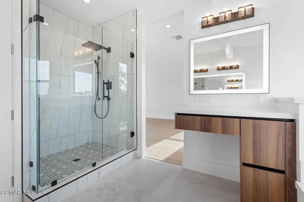 315 Toyon Court Thousand Oaks, CA 91362