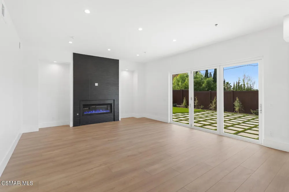 315 Toyon Court Thousand Oaks, CA 91362