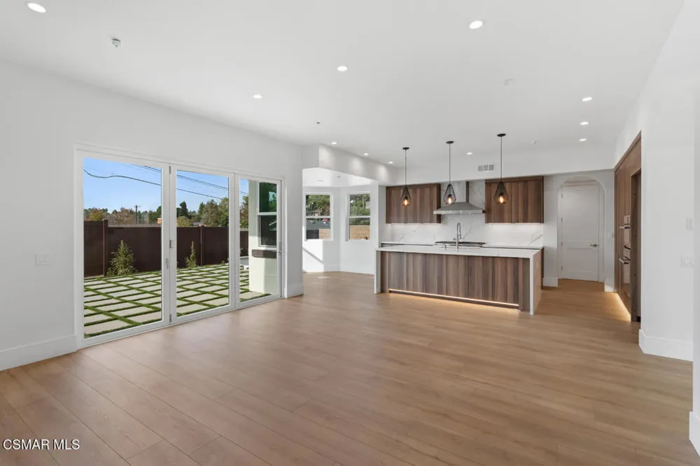 315 Toyon Court Thousand Oaks, CA 91362