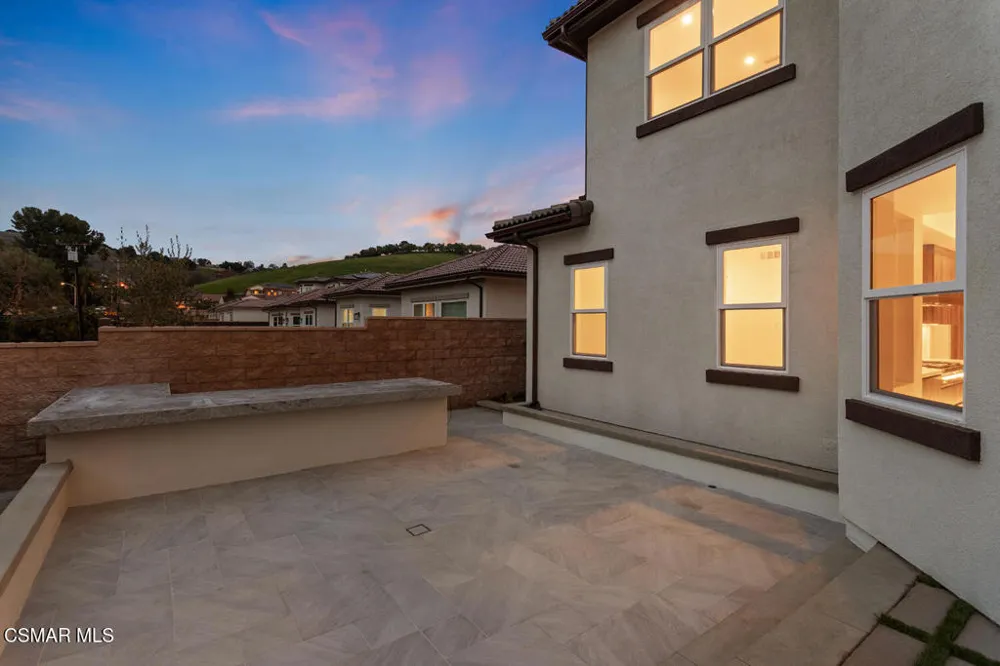 315 Toyon Court Thousand Oaks, CA 91362