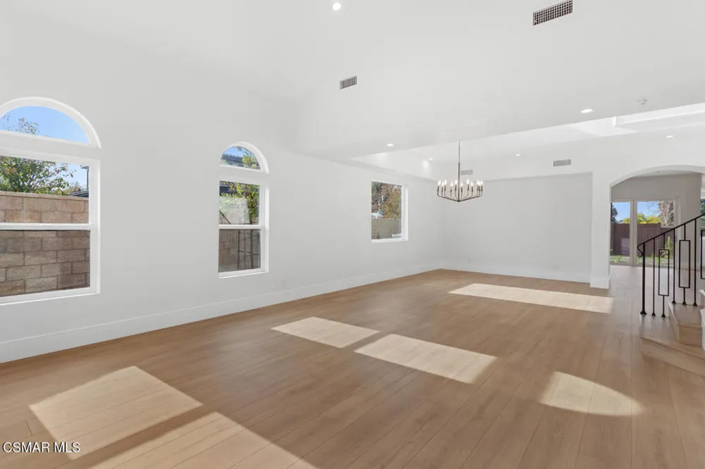 315 Toyon Court Thousand Oaks, CA 91362