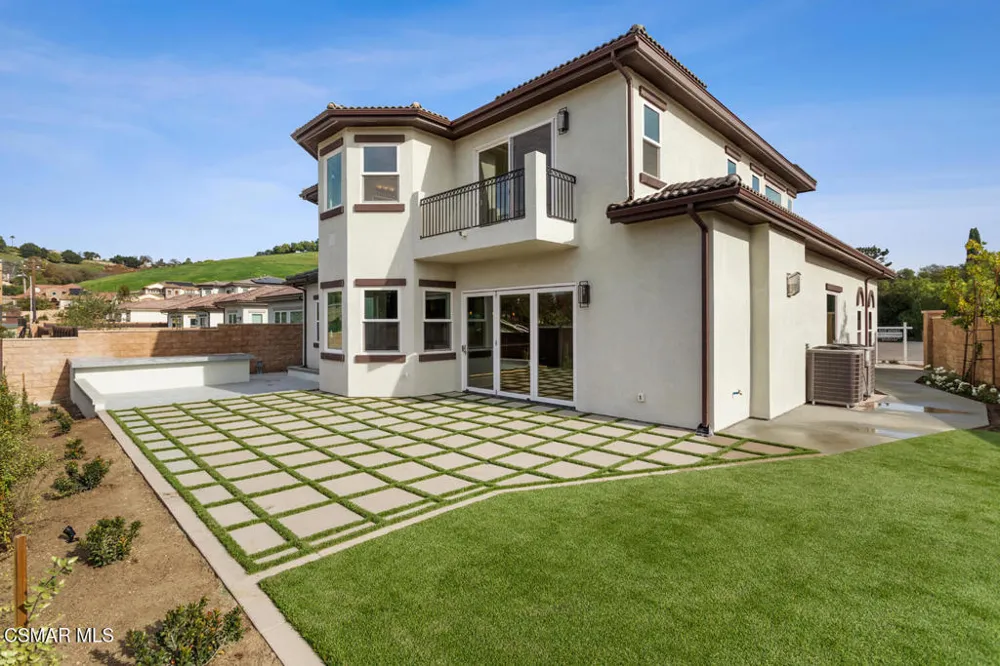 315 Toyon Court Thousand Oaks, CA 91362