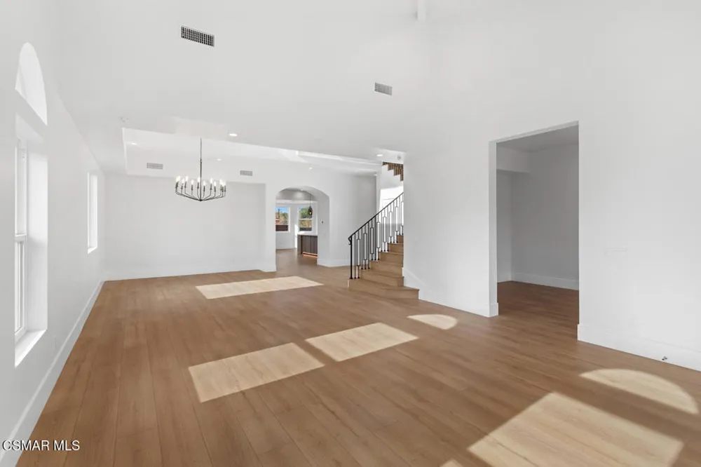 315 Toyon Court Thousand Oaks, CA 91362