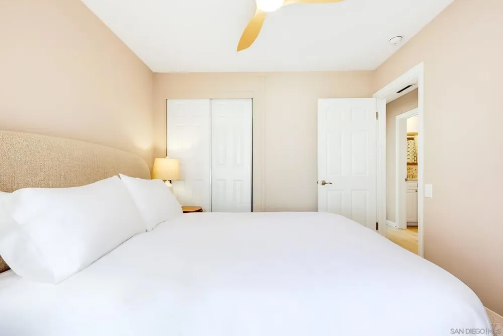 1945 Coast Del Mar, CA 92014
