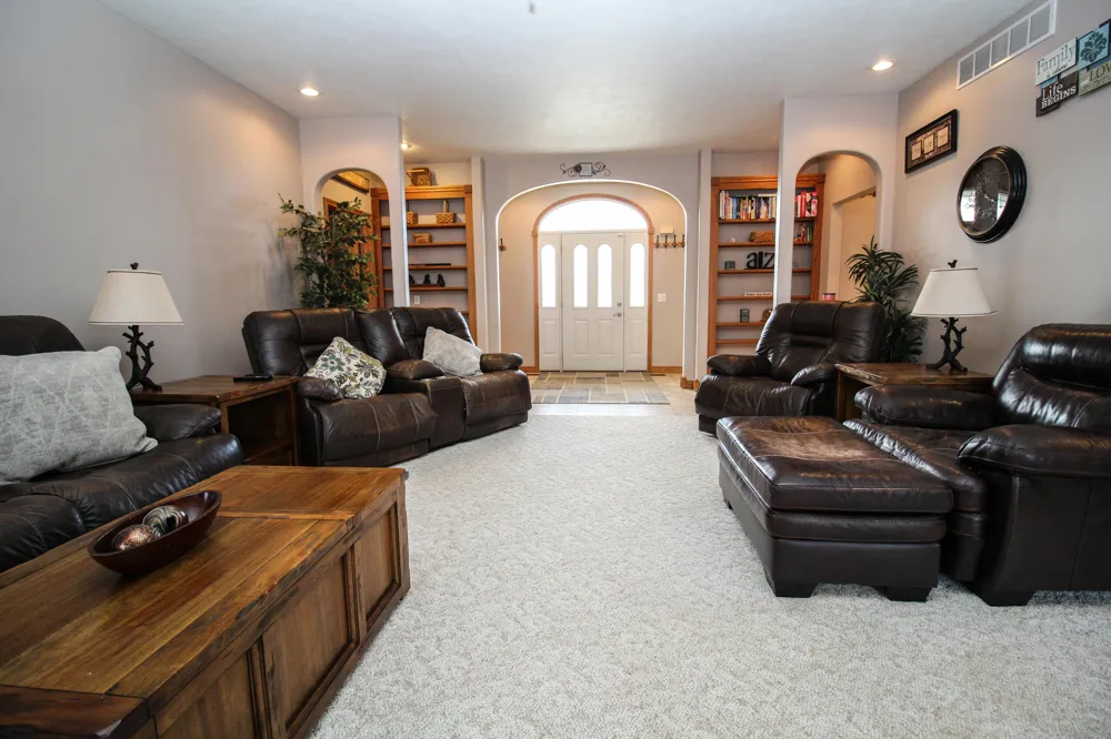 17700 Brad Lane Three Rivers, MI 49093