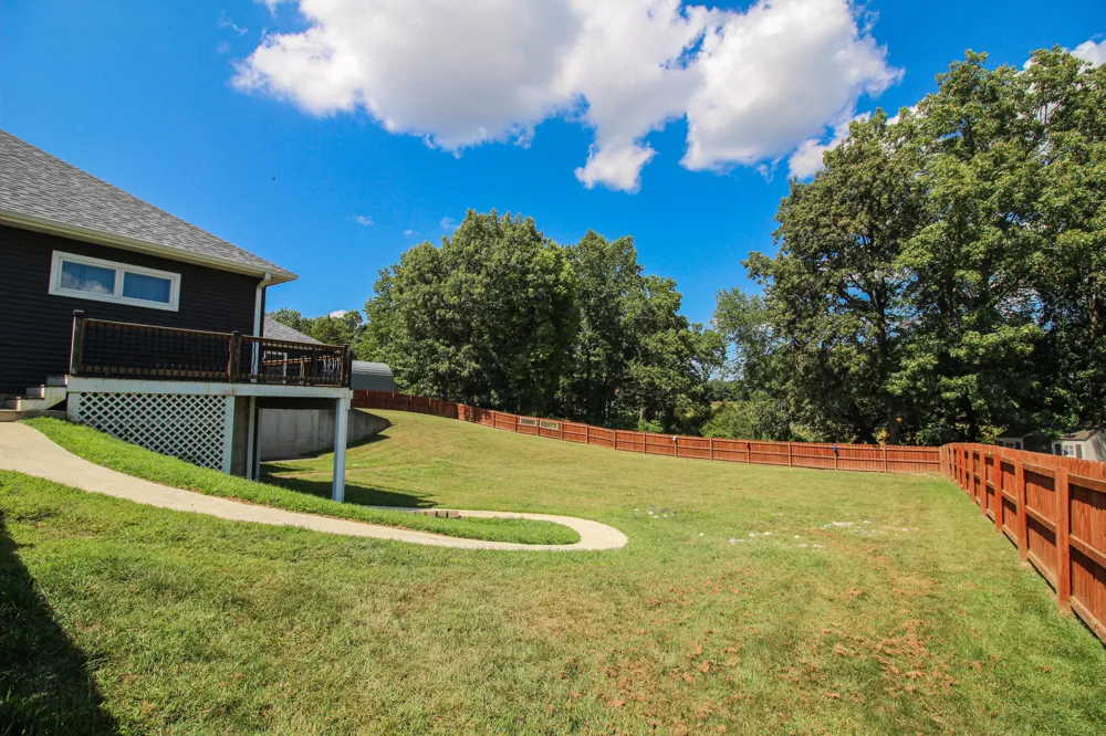 17700 Brad Lane Three Rivers, MI 49093