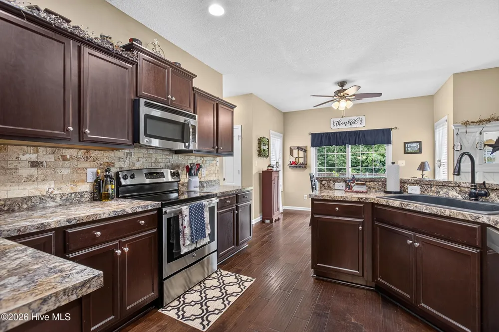 129 Prelude Drive Richlands, NC 28574