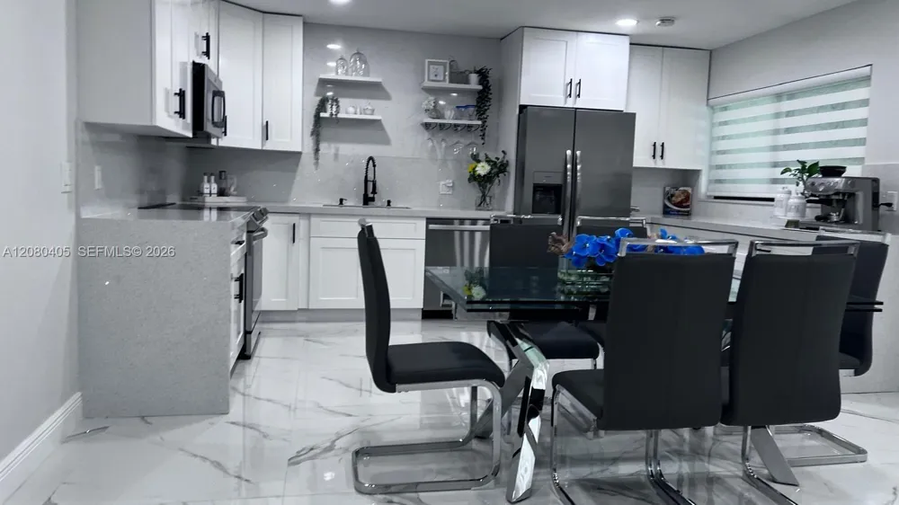 1531 NW 98th Ave Pembroke Pines, FL 33024