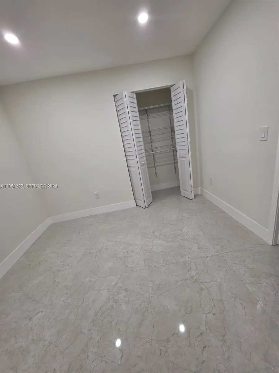 1427 Towhee St Homestead, FL 33035