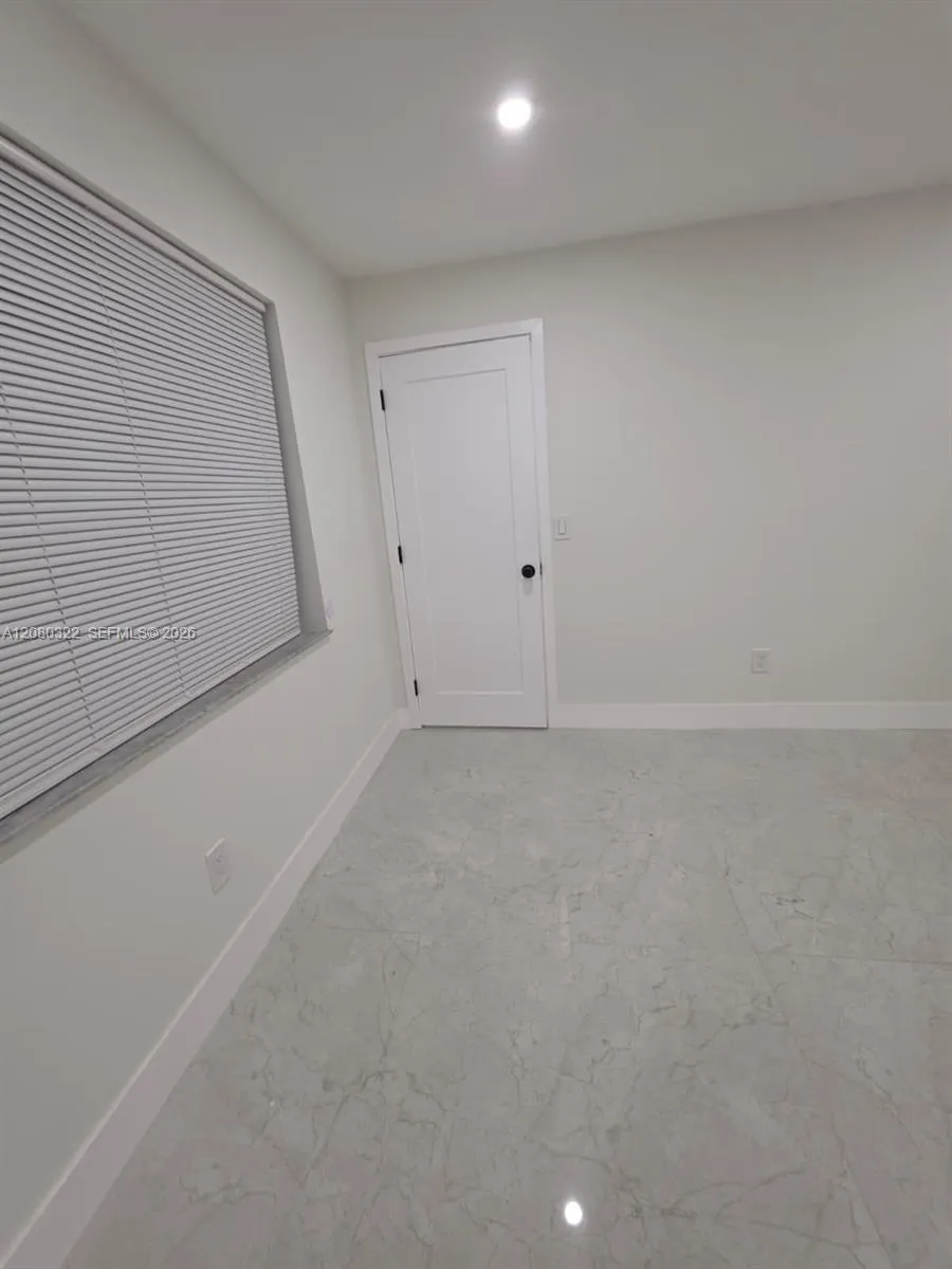 1427 Towhee St Homestead, FL 33035