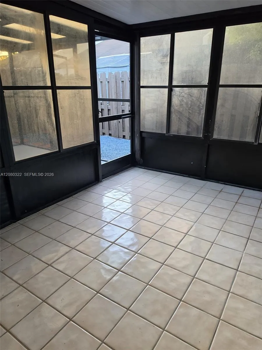 1427 Towhee St Homestead, FL 33035