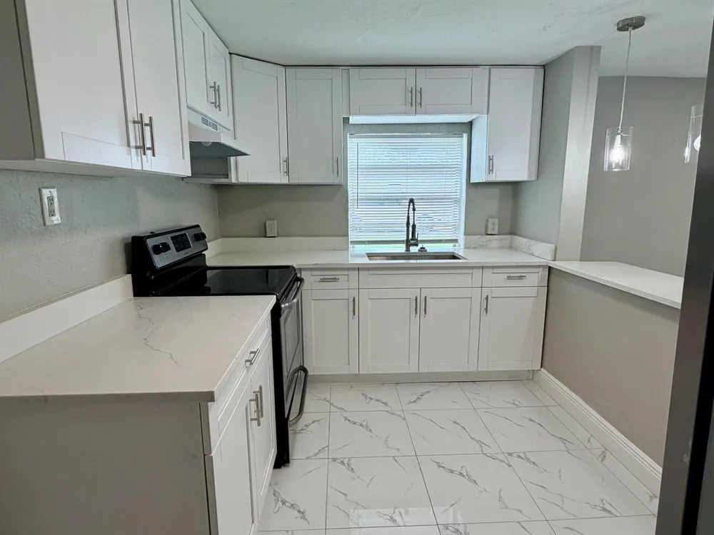 605 NW 9TH AVENUE Pompano Beach, FL 33060