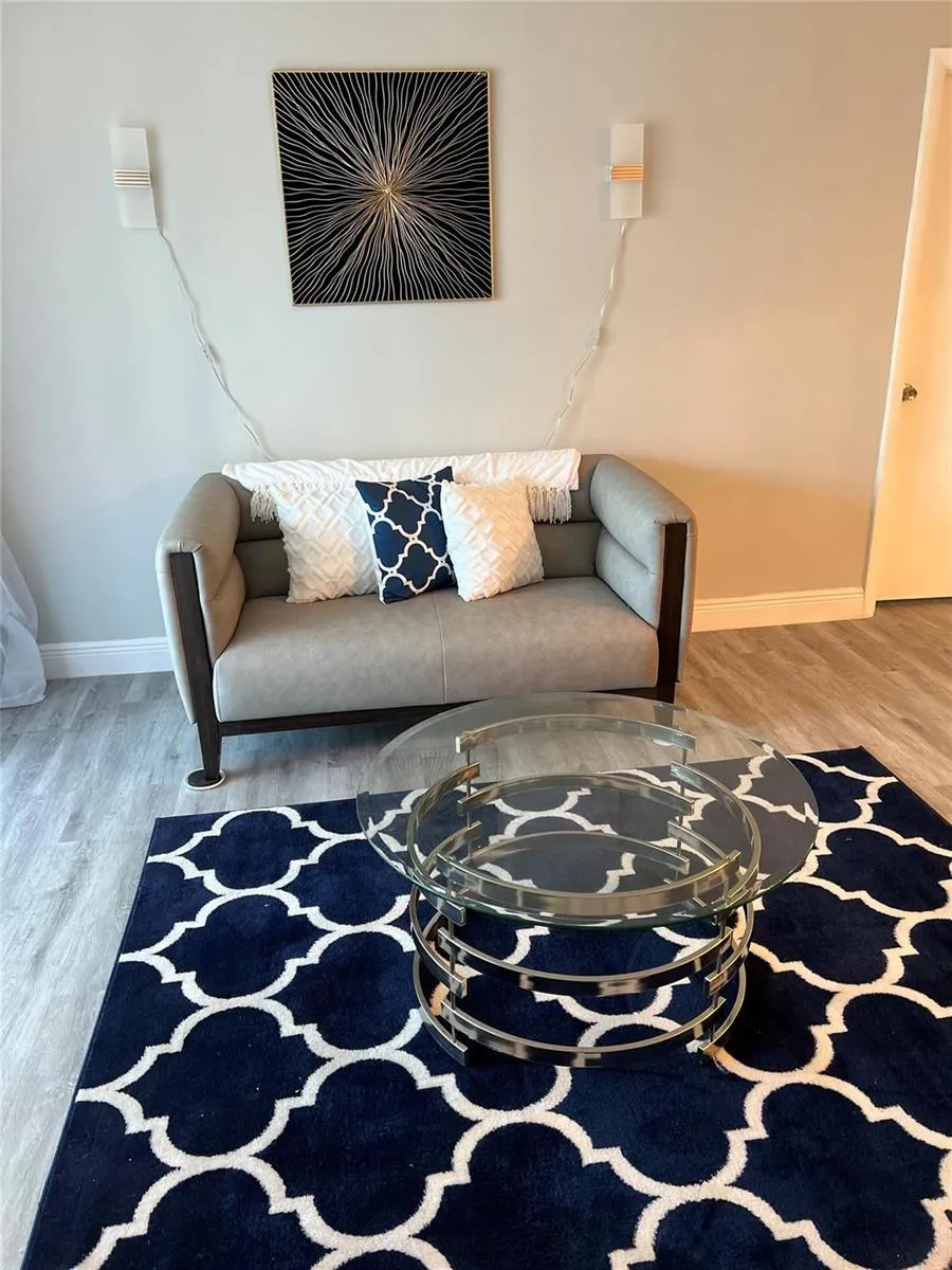 9070 Lime Bay Boulevard #209 Tamarac, FL 33321