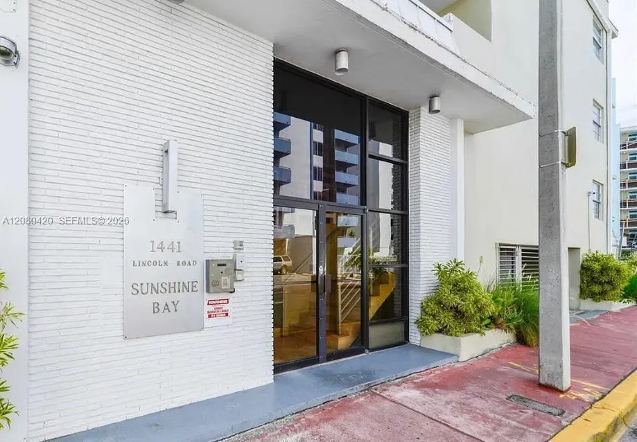1441 Lincoln Rd #214 Miami Beach, FL 33139